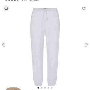Skims Classic Jogger